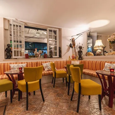 Du Passeur - Hôtel&restaurant - Climatisation Et Piscine Chauffée Hotel