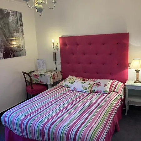 Du Passeur - Hôtel&restaurant - Climatisation Et Piscine Chauffée