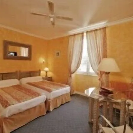 Hotel Du Passeur - & Restaurant - Climatisation Et Piscine Chauffee 3*