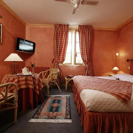 Du Passeur - & Restaurant - Climatisation Et Piscine Chauffee Les Eyzies